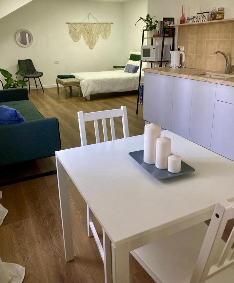 Shamaka'S Appartement Kefar Hananya Buitenkant foto